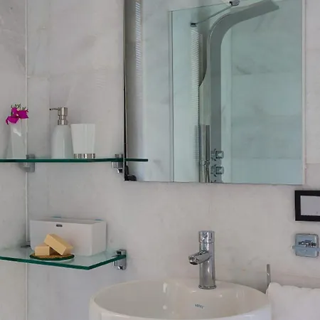 4 Bedroom 1045 F * Kalkan